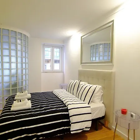Apartment 2nd Tram 28 Lissabon